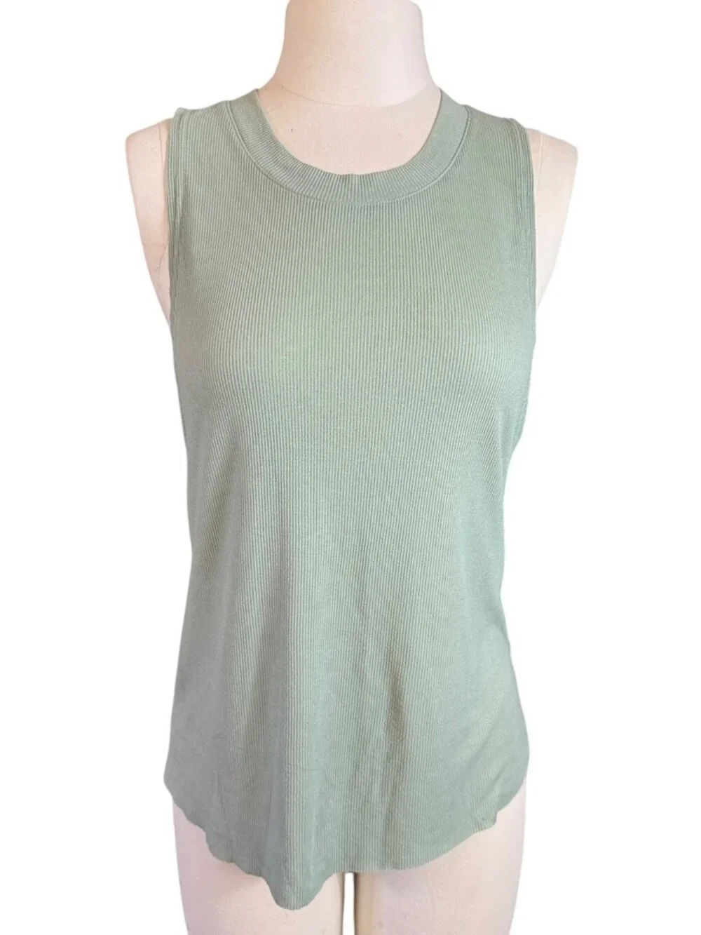 ALO ribbed sage green tank top Size Medium